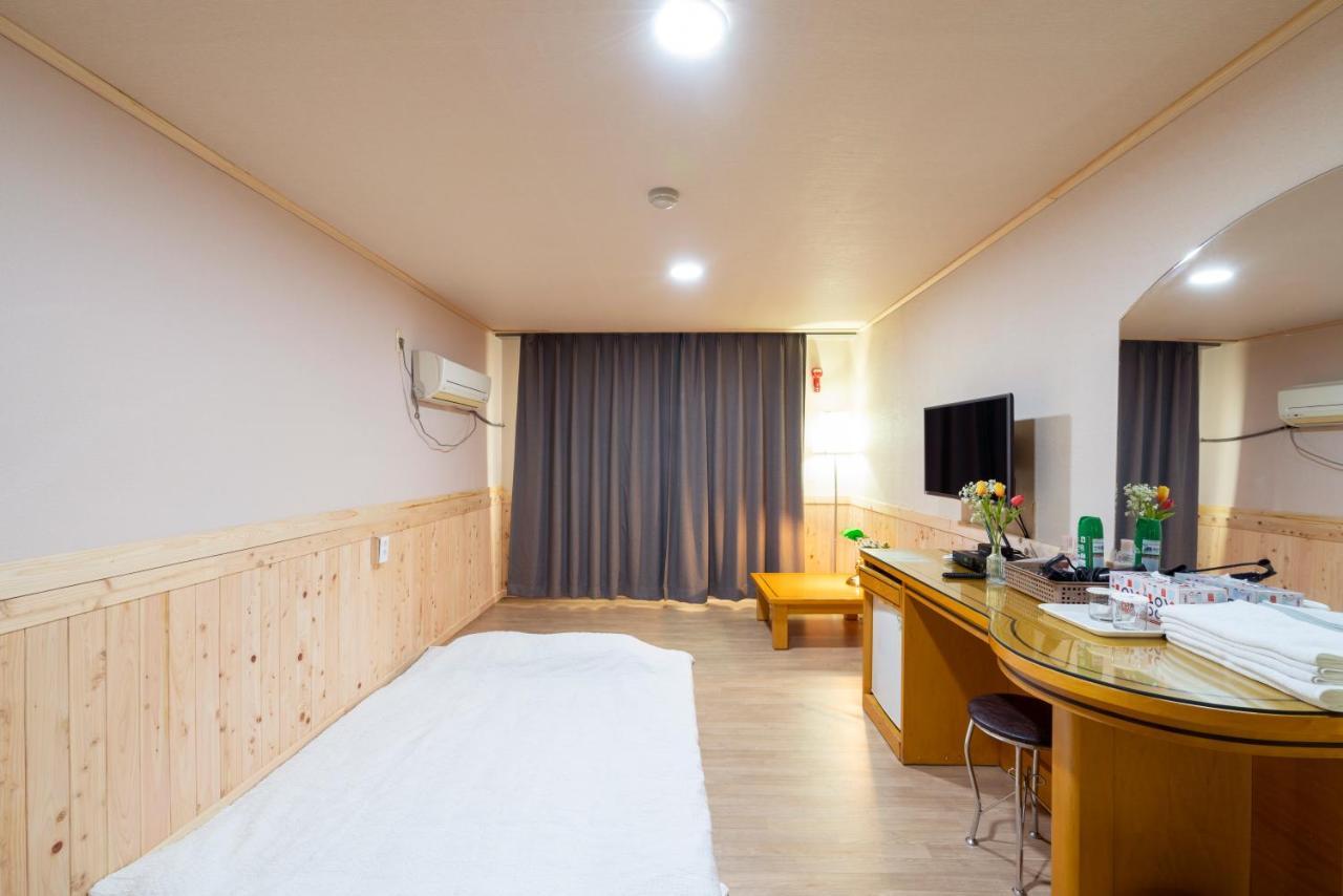 New Jeju Hotel Eksteriør bilde