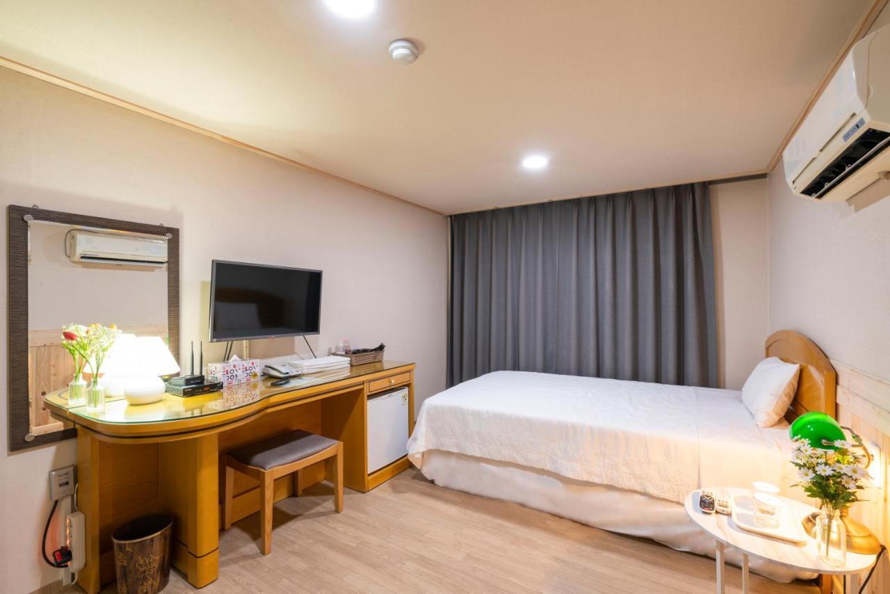 New Jeju Hotel Eksteriør bilde