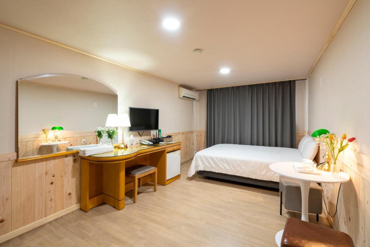 New Jeju Hotel Eksteriør bilde