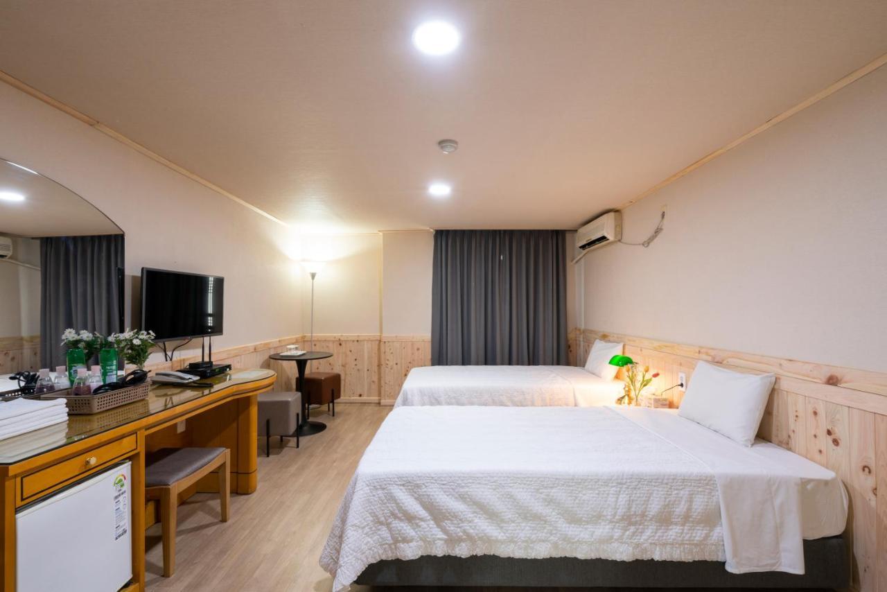 New Jeju Hotel Eksteriør bilde